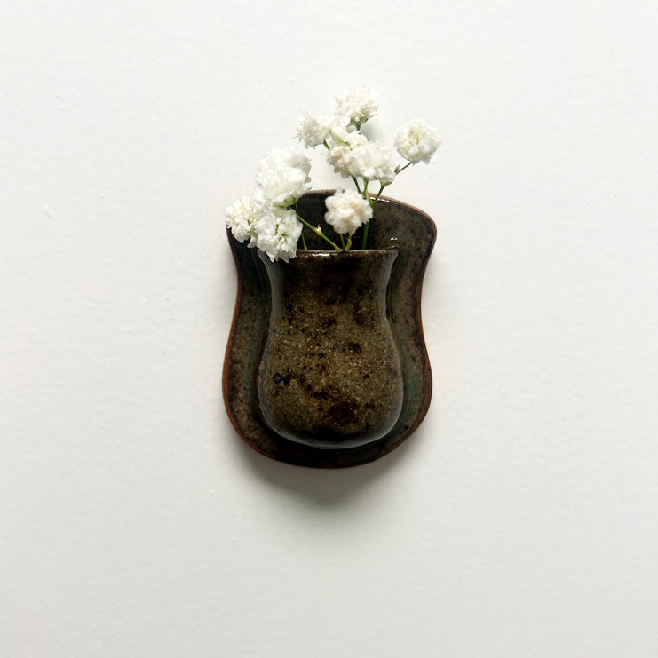 moss green mini vase magnet