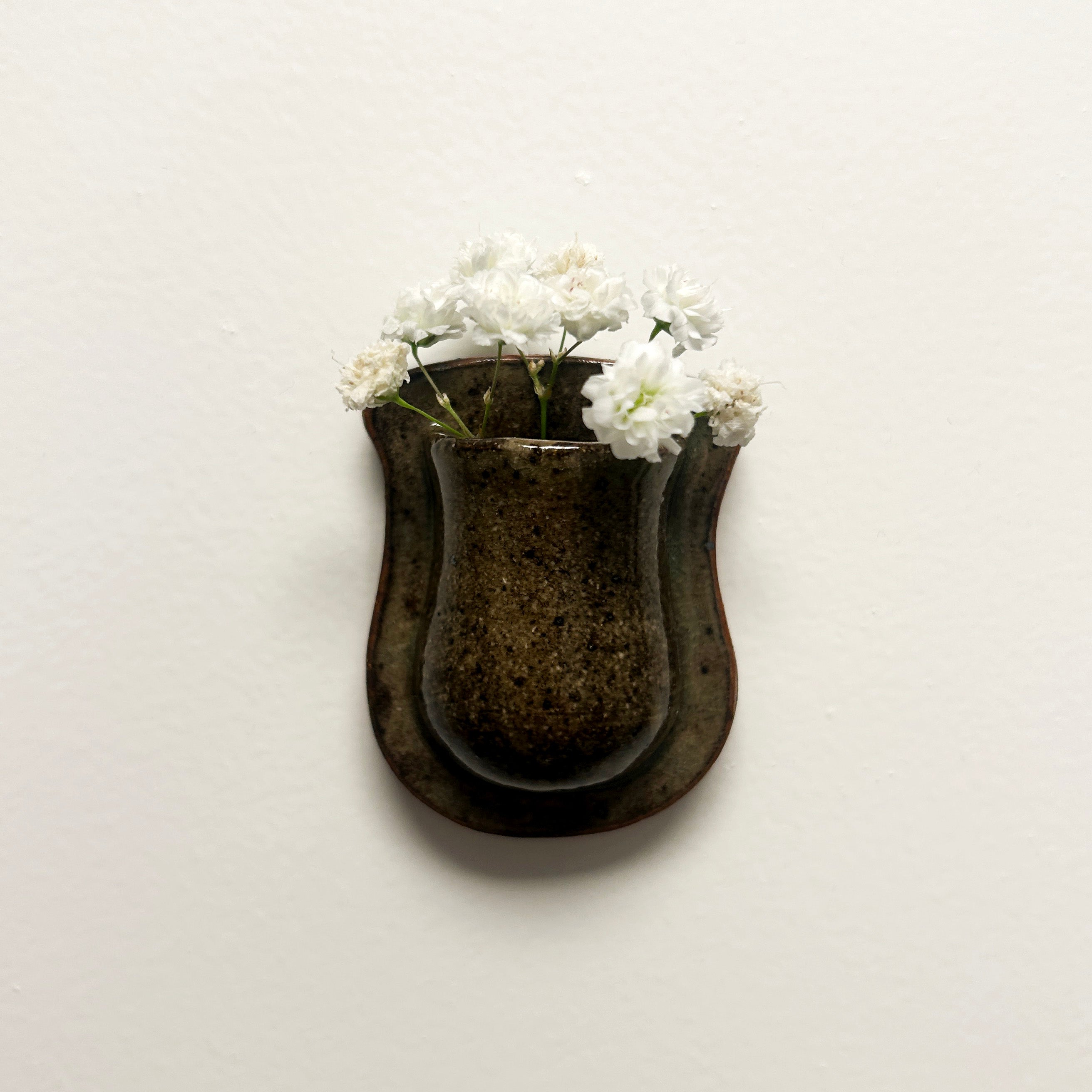 moss green mini vase magnet